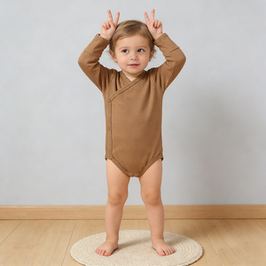 Groothandel op voorraad: Gezellige katoenen rompertjes voor pasgeborenen, comfortabel slaapgoed - Product Image 2