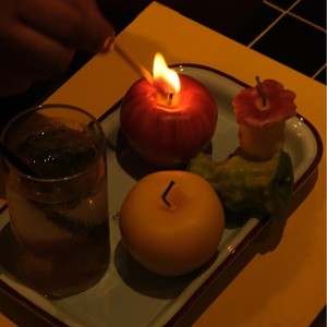 Candela Aromaterapica Artigianale a Forma di Mela Verde, Dipinta a Mano, Profumata, Decorativa, da Masticare, di Alta Gamma, Creativa, per le Festività - Product Image 4