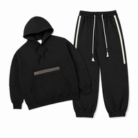Ensemble de survêtement personnalisé pour homme, noir, avec sweat à capuche et pantalon de jogging, poches utilitaires zippées, bande latérale, en molleton de coton épais, deux pièces