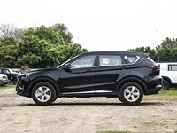 JETOUR X70 2026 1.5T Manuelle Essence Turbo SUV 7 Places Neuf Euro VI Pneus R17 Volant à Gauche Caméra Arrière Toit Ouvrant Panoramique Export