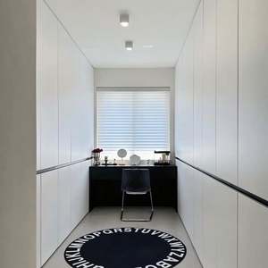 Chambre à coucher moderne personnalisée Panneau en bois en forme de U Promenade dans l'armoire Placard Système de placard - Product Image 1