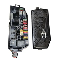 Neue VW Polo Taigun Audi A1 SEAT Skoda Kabinen-Sicherungskästen 12V 20A für Nachrüstung/Upgrade