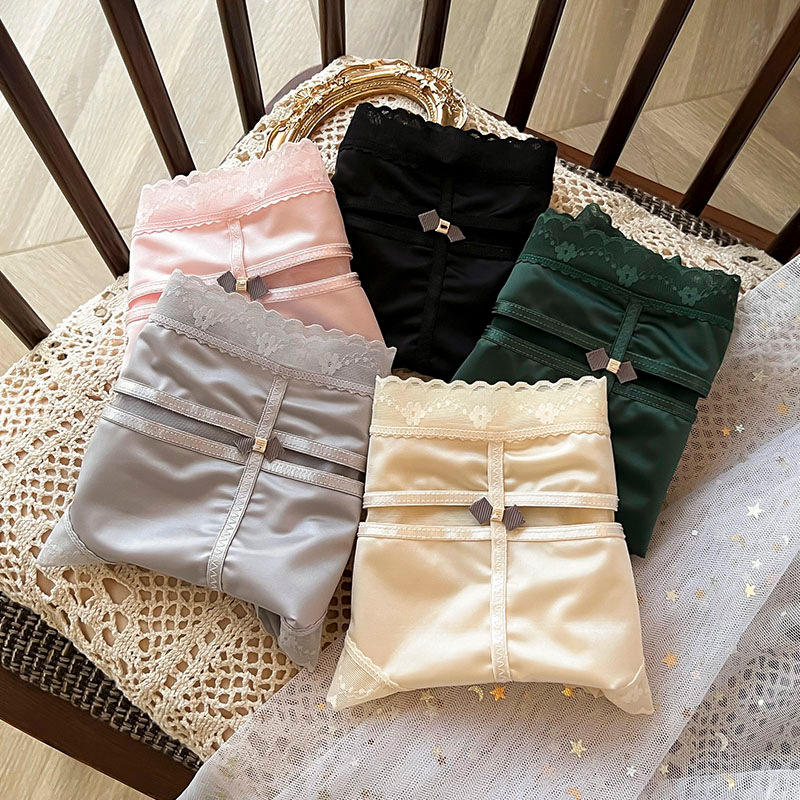 Wholesale Women's Underwear Delicate and Sexy Lace Mesh Triangle Underwear for Women