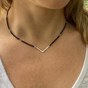 Zooying-collar Simple de espinela negra Unisex, 2023 - Product Image 1