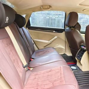 Bora Comfort Edition 2013, <span class=keywords><strong>berlina</strong></span> a benzina con motore 1.8L, cambio automatico, guida a sinistra, pneumatici R15, sedili in tessuto, interni in pelle, trazione anteriore. - Product Image 6