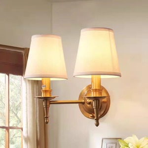 Applique <span class=keywords><strong>da</strong></span> <span class=keywords><strong>Parete</strong></span> in Ottone Dorato Anticato <span class=keywords><strong>con</strong></span> Doppio Paralume in Tessuto Bianco, Lampada <span class=keywords><strong>da</strong></span> <span class=keywords><strong>Parete</strong></span> per Bagno, Comodino, Corridoio, Soggiorno - Product Image 4