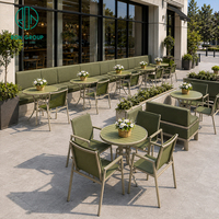 Muebles Comerciales para Cafetería, Restaurante o Patio, Marca Ron Group, Asientos Acolchados de Tela, Sillas Personalizadas, Mesa Redonda de Metal Resistente