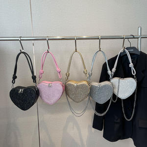 फैशन नए चमड़े के दिल का आकार गैन्सिंग गैसिंग गैन्सिंग अंडरआर्म बैग चेन स्ट्रैप क्रॉसबॉडी बैग - Product Image 2