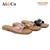 Sandales plates à enfiler pour femmes, respirantes, légères, à bout ouvert, avec fronces métalliques dorées, antidérapantes, tendance mode printemps