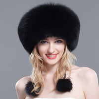 Vente en gros de chapeaux de fourrure de renard chic d'hiver pour femmes chapeaux de fourrure véritable avec pompon en fourrure casquette de mode féminine bonnet de luxe pour femme