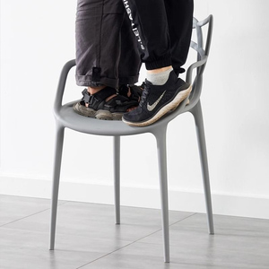 Chaise de salle à manger de cuisine à usage commercial, moderne, ventilée, empilable, avec dossier profilé en forme d'<span class=keywords><strong>oreilles</strong></span> de <span class=keywords><strong>chat</strong></span>, cadre monobloc durable - Product Image 3