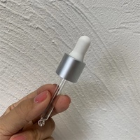 Vente en gros de pipettes en plastique de 50ml avec bouchon à vis et échelle Mesure compte-gouttes de haute qualité Utilisation d'huile essentielle
