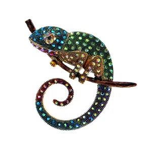 Diamond-Encrusted Chameleon Brooch Animal Lizard Pin Corsage Accessory Tide Cool Wear Matching Ornament Pin
