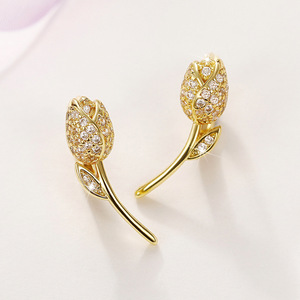 Orecchini a Cerchio Vintage con Rosa per Donne, Eleganti Orecchini Floreali Scintillanti per Uso Quotidiano e Feste - Product Image 6