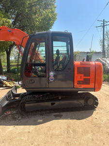 Mini-excavatrice hydraulique sur chenilles HITACHI ZX60 de 6 tonnes d'occasion, d'origine japonaise, très rentable, à bas prix en vente - Product Image 3