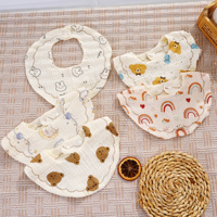 Bavoirs tricotés personnalisés pour bébé, imprimé dessin animé, bavoir d'alimentation sans manches, étiquette de table