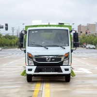 Camion balayeuse routière diesel 2-3 places avec benne auto-vidante, entretien facile pour le nettoyage et la gestion sanitaire à long terme des routes