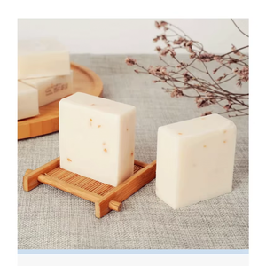 Savon Solide Anti-Acné 2026 OEM Marque Privée, Fait Main, Blanchissant, aux Herbes Naturelles, Équilibrant le pH, pour l'Hygiène Féminine Biologique des Femmes - Product Image 1