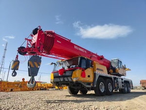 Grue sur camion STC1000C7-8 de 100 tonnes, flèche de 70 m, 3557 kN·m, moteur Yuchai <span class=keywords><strong>Euro</strong></span> VI/III, 5 essieux pour levage lourd - Product Image 4