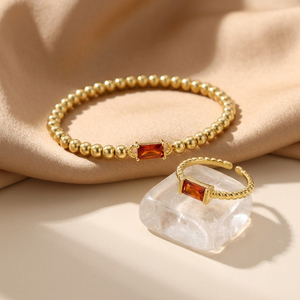 Ensemble de bijoux classiques personnalisés pour femme : bagues ouvertes minimalistes en laiton avec <span class=keywords><strong>pierre</strong></span> de naissance des 12 mois et bracelets perlés - Product Image 2