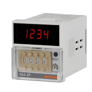 Minuterie numérique Autonics FS4-1P pour montage sur panneau de commande industriel - Product Image 1