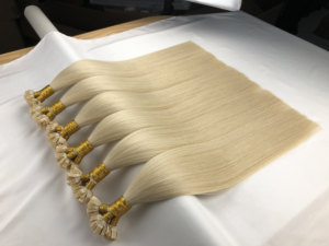 Extensiones de Cabello Humano con Punta Plana, Doble Trama, Pre-adheridas con Queratina, Rusas, 100% Remy, Color Rubio Virgen - Product Image 3