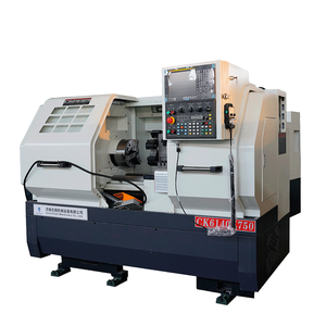 เครื่องกลึงซีเอ็นซีรุ่น CK6140 ของจีน สำหรับงานหนัก แนวนอน ความแม่นยำสูง 4 สถานี พร้อมระบบควบคุมซีเอ็นซี และเม็ดมีดกลึงแบบมีหัวหมุน - Product Image 1