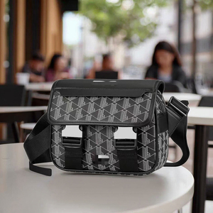 Sac bandoulière homme de luxe 2025 <span class=keywords><strong>Ama</strong></span>-zn, style japonais et coréen, carré décontracté, été, logo, cuir PU, sac messager - Product Image 2