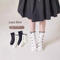 Chaussettes décontractées pour filles Printemps-Été 2026, lot de 4 paires, motif coréen nœud en forme de champignon noir, vente en gros de chaussettes pour enfants