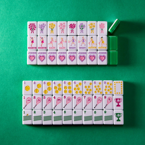 Fichas de Mahjong de Cristal Acrílico Verde Americano Moderno de Lujo, Juego de Fichas de Mahjong Verdes de 160 Piezas para Entretenimiento - Product Image 3