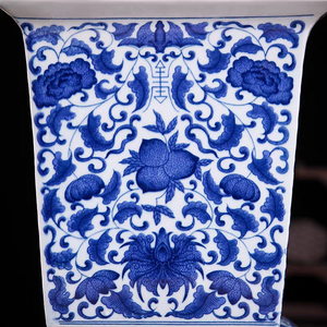 Maceta de cerámica cuadrada azul y blanca china vintage, maceta de porcelana con pies con patrón Floral/Kylin para jardinería interior - Product Image 5