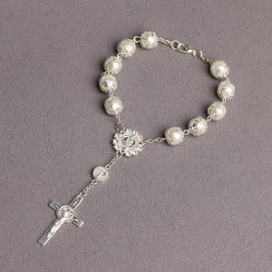 Braccialetto <span class=keywords><strong>Rosario</strong></span> con Perle di Vetro Dorate e Ciondolo a Croce, Gioielli Trendy per Matrimoni e Feste, Vendita all'Ingrosso - Product Image 3