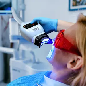 Máquina de branqueamento dental com lâmpada LED de alta qualidade e luz fria 3 cores