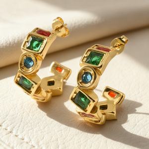 Aretes de Aro Budistas de Acero Inoxidable Chapados en Oro de 18k, Modernos y Elegantes, Certificados por Terceros, para Bodas, Compromisos y Eventos Religiosos - Product Image 3