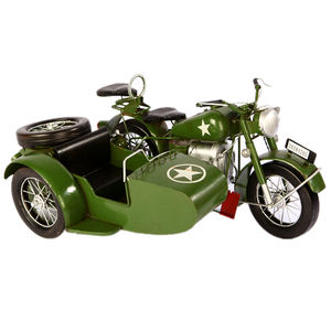 Fer américain Rétro Créatif Modèle de <span class=keywords><strong>moto</strong></span> à trois <span class=keywords><strong>roues</strong></span> Meuble TV Décoration Cadeau Technique de soudage Matériau métallique durable - Product Image 5