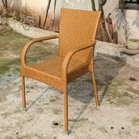 Fauteuil de jardin confortable en rotin PE, empilable, avec structure métallique, chaise en osier pour balcon extérieur et jardin