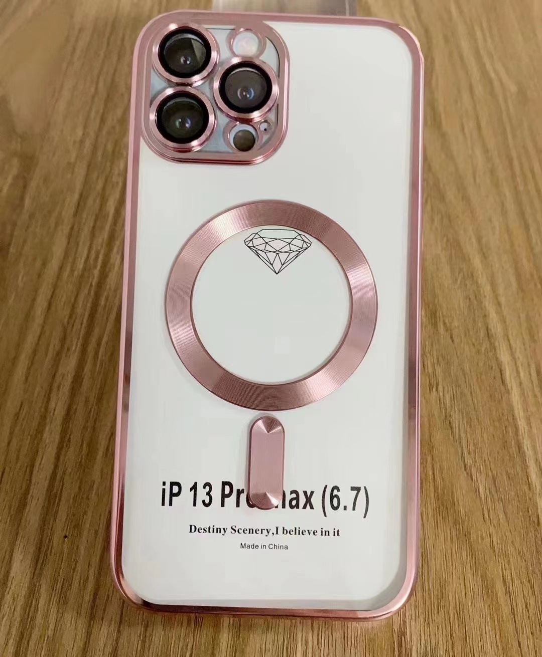 Coque magnétique à motif CD avec lentille en verre rose.