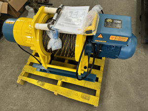 ALLMAN Electric Steel Wire Rope <span class=keywords><strong>Winch</strong></span> Seri AMW Remote Control untuk Penggunaan Kapal & Konstruksi Kapasitas 0.5-10 Ton - Product Image 4