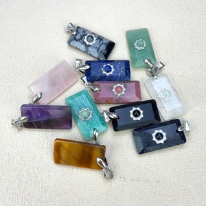 Pendentif artisanal en pierres précieuses de forme rectangulaire, œil de tigre naturel, améthyste, lapis-lazuli, avec breloque fleur, pour collier DIY - Product Image 3