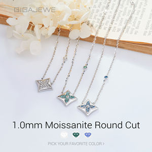 Joyería GIGAJEWE Trébol de Cuatro Hojas de la Suerte |   Charm de Moissanita Verde, Azul y Blanco |   Regalo de Plata de Ley 925 - Product Image 2