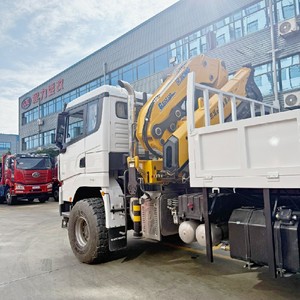 Grue montée sur camion Shacman 6x4 12 tonnes avec flèche télescopique, hauteur de levage maximale de 20 m, à vendre - Product Image 3