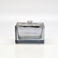 Flacon de parfum rectangulaire de luxe en verre de 100 ml, vide, rechargeable, vente en gros d'usine, logo personnalisé, marque privée
