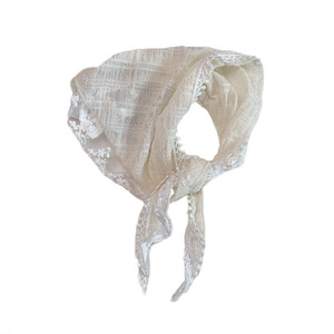 Bordado francés Flores Beige Head Wrap Bandanas Seda Triángulo Bufanda Diadema Encaje Banda para el cabello Pañuelo para la cabeza - Product Image 5