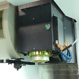 Fresadora Vertical CNC de Alta Precisión, Centro de Mecanizado Vertical LV845-b, Cortadora de Metal con Cono de Husillo BT40, 3 Ejes - Product Image 3