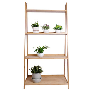 Étagère en bambou à quatre niveaux pour la décoration de balcon intérieur et de salon, idéale pour l'exposition de plantes pothos. - Product Image 4