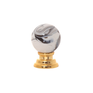 Armoires de chevet et armoires de style moderne haut de gamme en stock avec poignées en jade, vente en gros disponible - Product Image 1