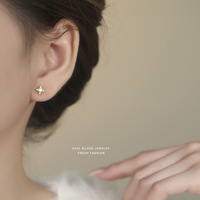 Feiner Schmuck Silber Mode Zirkonia Ohrringe 925 Sterling Silber Blumendesign Ohrstecker für Frauen Geschenke