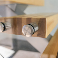 EKOO Support de fixation réglable en acier inoxydable moderne personnalisé pour garde-corps en verre d'escalier et système de balustrade de balcon sans cadre