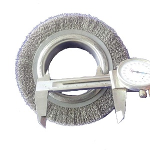 <span class=keywords><strong>แปรง</strong></span><span class=keywords><strong>ลวด</strong></span>สแตนเลสแบบวง<span class=keywords><strong>กลม</strong></span>ขนาด <span class=keywords><strong>8</strong></span> <span class=keywords><strong>นิ้ว</strong></span> สำหรับขจัดสนิม - Product Image 3