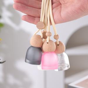 Bouteille d'aromathérapie pour voiture en verre coloré avec couvercle en bois, surface givrée, 100 pièces, bouchon à vis, design transparent, huile essentielle, <span class=keywords><strong>parfum</strong></span> - Product Image 1